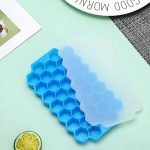 Honeycomb Silicone Ice Cube Tray - Image 3